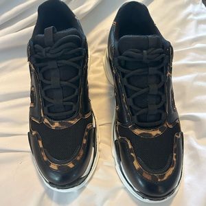 Sole Society sneaker